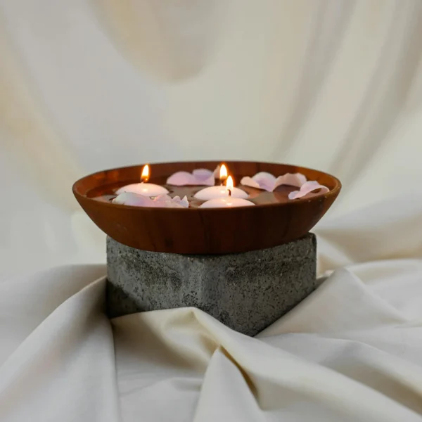 Centro de Mesa con Velas Flotantes
